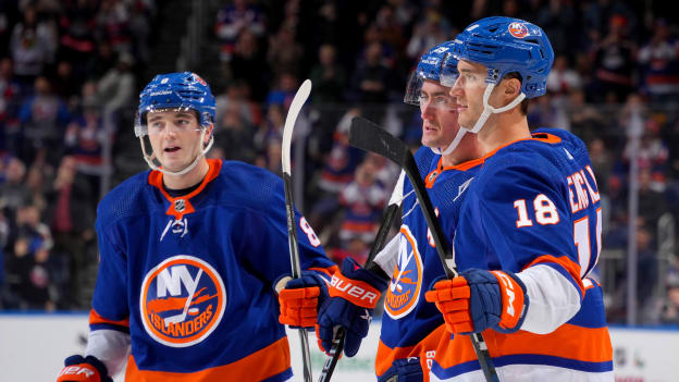 UBS Postgame Photos: Islanders 3, Flyers 2