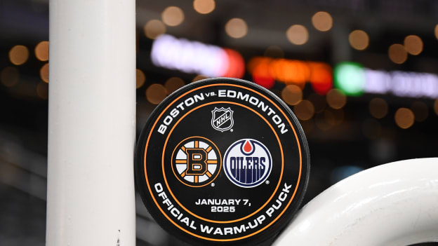 Edmonton Oilers v Boston Bruins