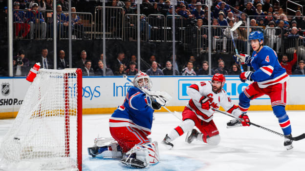 Carolina Hurricanes v New York Rangers