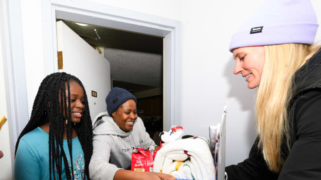 20251224_ALUMNI_TOY_DRIVE_FLA7457AB