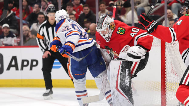 Edmonton Oilers v Chicago Blackhawks