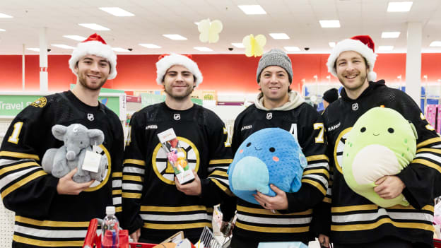 Bruins' shopping spree helps spread holiday cheer – Boston Herald