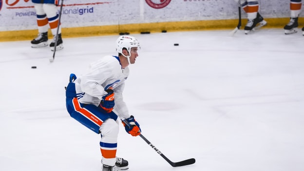 PHOTOS: Islanders Practice Nov. 27