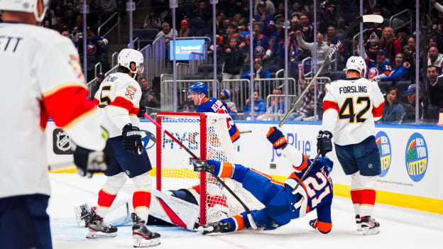 UBS Postgame Photos: Panthers 6, Islanders 3