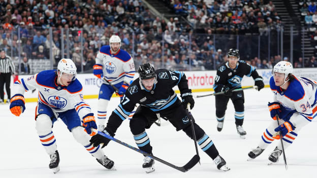Edmonton Oilers v Utah Mammoth