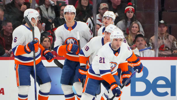 UBS Postgame Photos: Islanders 5, Senators 3