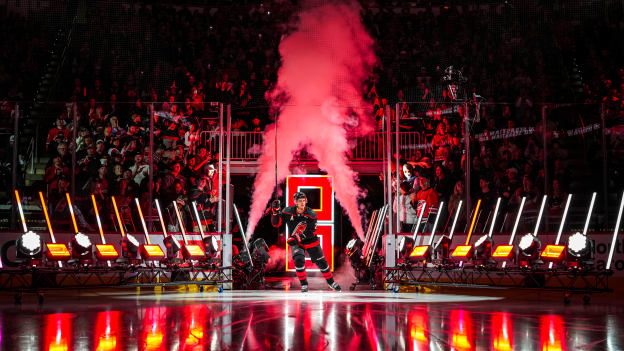 251009_NJDvsCAR_JL106042