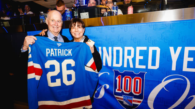 MF_NYR_102025__F2_7708