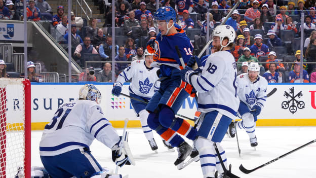 UBS Postgame Photos: Islanders 4, Maple Leafs 3 OT