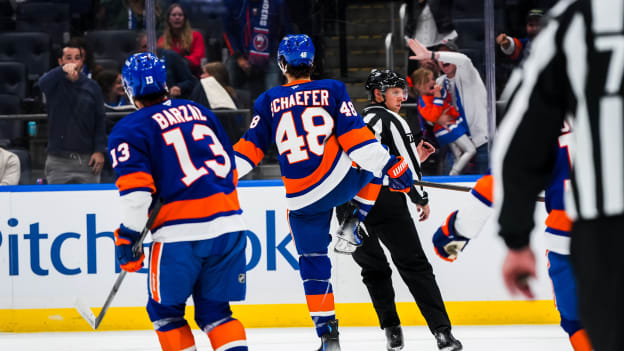 20251010_WSH_NYI_SCHAEFER_FIRSTNHLGOAL-1