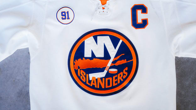20250723_NYIAUTHENTICS_JERSEYS32