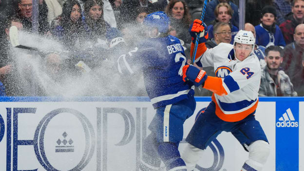 UBS Postgame Photos: Islanders 3, Maple Leafs 2