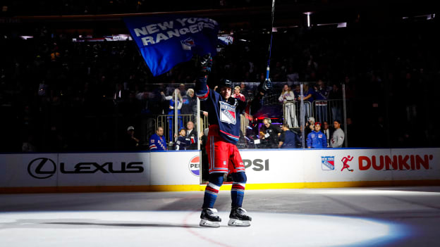 Pittsburgh Penguins v New York Rangers