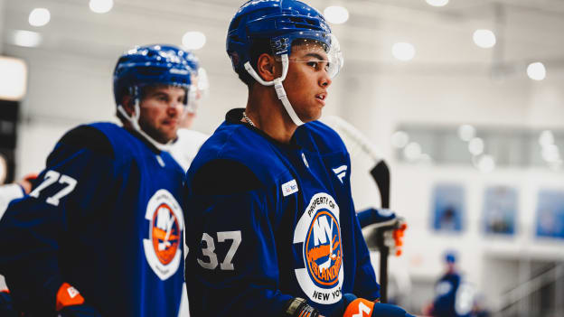 20250921_NYI_MorningSkate-30