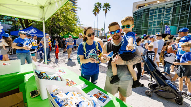 260328-ThunderBug-Birthday-065