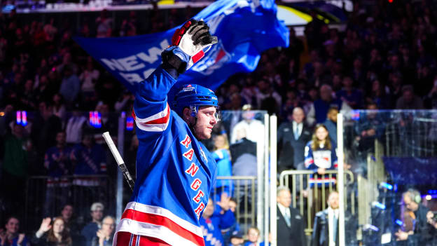 Vancouver Canucks v New York Rangers