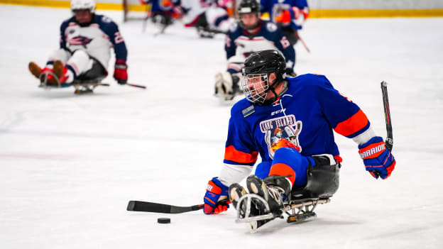 20251205_SledHockey-05