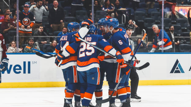 UBS Postgame Photos: Avalanche 7, Islanders 4