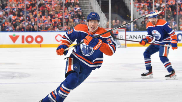 GALLERY: Oilers vs. Flames