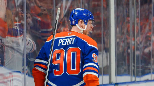 776318424_AD007_GoldenKnights_v_Oilers