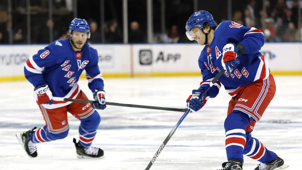 Carolina Hurricanes v New York Rangers