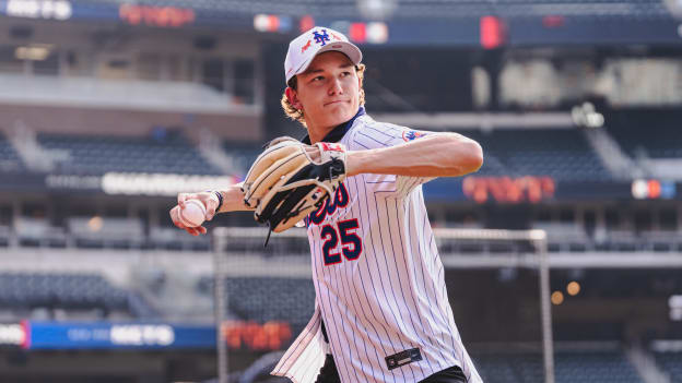 20250804_SCHAEFER_JERSEY_REVEAL_METS_1-20
