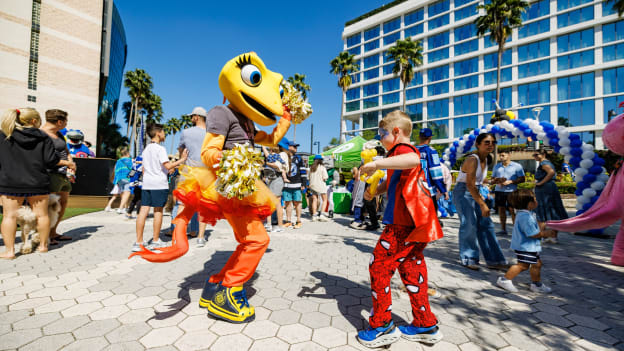 260328-ThunderBug-Birthday-062