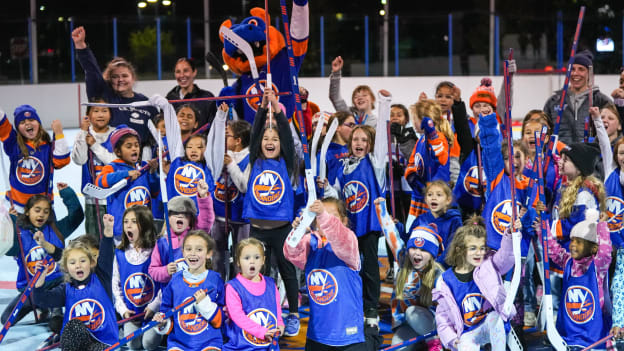 PHOTOS: Try Street Hockey for Free with Girl Scouts of Nassau County