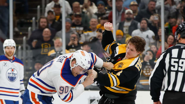 Edmonton Oilers v Boston Bruins