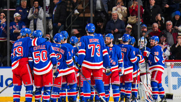 New York Islanders v New York Rangers