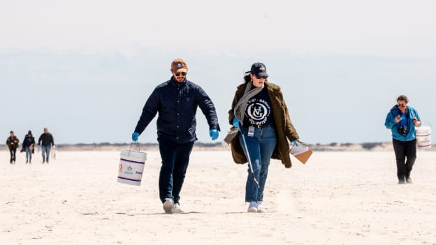 20260407_BeachCleanUp-28