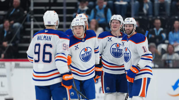 Edmonton Oilers v Utah Mammoth