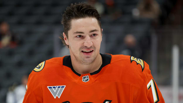 20250921_Kings_Ducks_Vasquez_0082