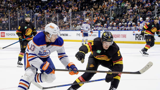 Edmonton Oilers v Vancouver Canucks