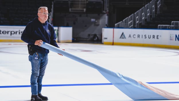 20250913_ICEIN_FIRSTCUT-45