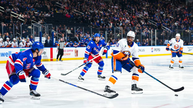 N.Y. Islanders v New York Rangers