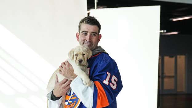 2023 Pucks and Paws Calendar Photo Shoot