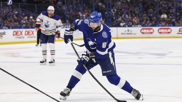 18732294_Edmonton_Oilers_v_Tampa_Bay_Lightning_Andrew_Taylor_(Greenfly)_20231119_003340