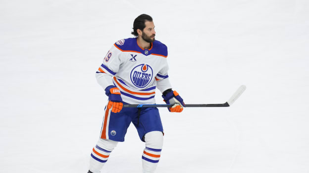 Edmonton Oilers v Ottawa Senators