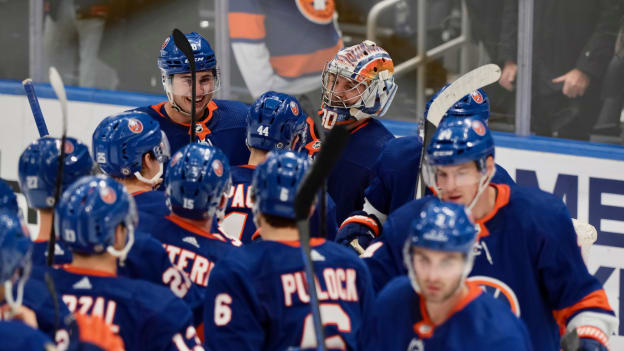 UBS Postgame Photos: Islanders 3, Flyers 2