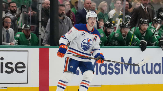 Edmonton Oilers v Dallas Stars