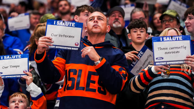 20251107_MIN_NYI_PER1-18