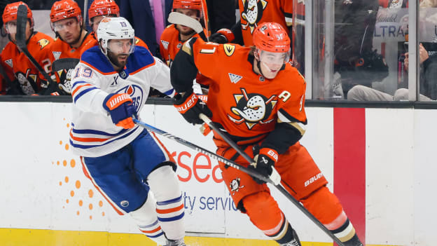 Edmonton Oilers v Anaheim Ducks