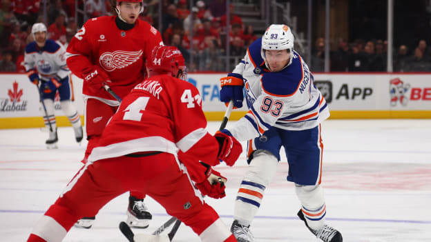 Edmonton Oilers v Detroit Red Wings