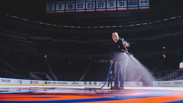 20250913_ICEIN_FIRSTCUT-67