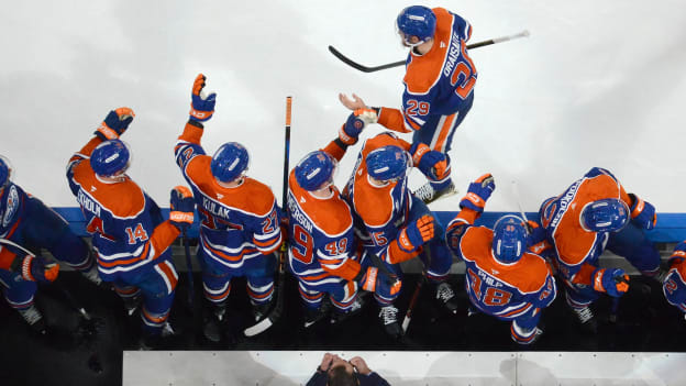 776360339_AD124_Flames_v_Oilers