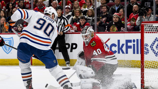 Edmonton Oilers v Chicago Blackhawks