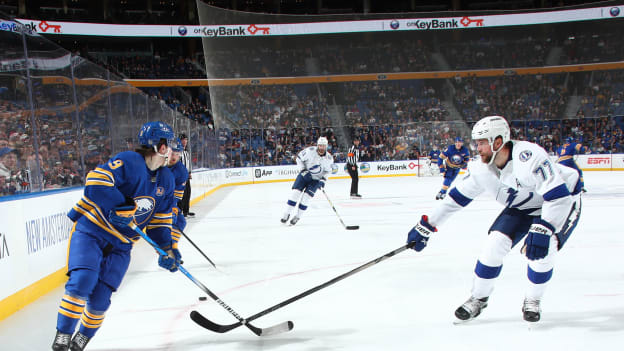 18058663_Tampa_Bay_Lightning_v_Buffalo_Sabres_Andrew_Taylor_(Greenfly)_20231018_015010