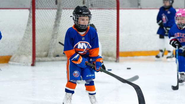 Girls Try Hockey for Free