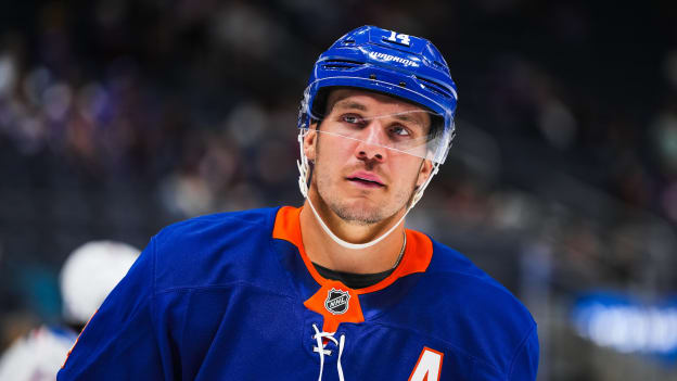 20250929_NYI_NYR_ACTION_GENERAL-23
